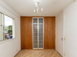 Image 18 - 920340