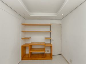Image 11 - 920340