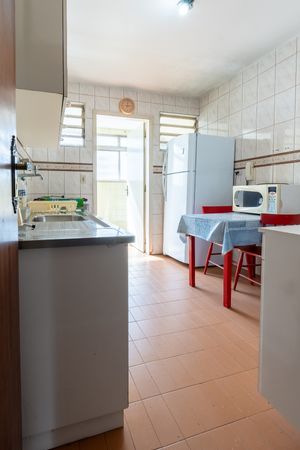 Image 42 - 920342