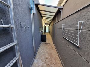 Image 37 - 920343