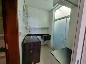 Image 24 - 920343
