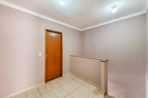 Image 11 - 920346