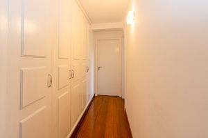 Image 31 - 920347
