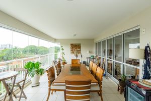 Image 16 - 920349