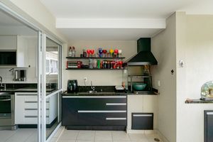 Image 19 - 920349