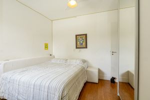 Image 31 - 920349