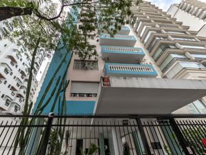Image 21 - 920350