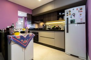 Image 13 - 920354