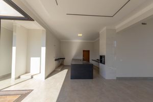 Image 4 - 920360