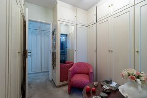 Image 27 - 920363
