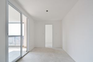 Image 1 - 920365