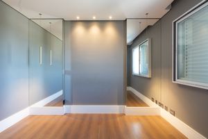 Image 37 - 920371