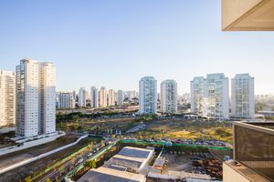 Image 10 - 920384