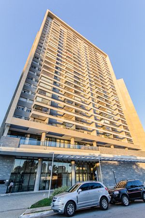 Image 19 - 920384