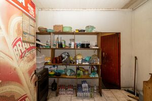 Image 31 - 920387