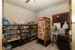 Image 32 - 920387