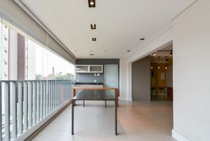 Image 13 - 920390