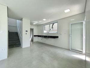 Image 10 - 920397