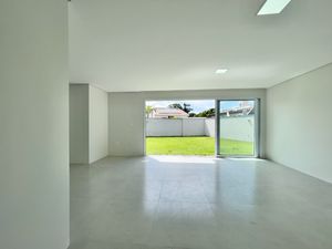 Image 4 - 920397