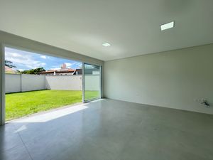Image 3 - 920397