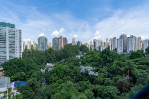 Image 13 - 920398