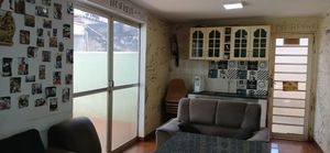 Image 19 - 920405