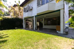Image 34 - 920418