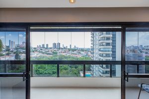 Image 3 - 920420