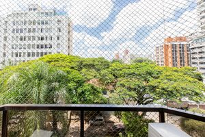 Image 8 - 920427