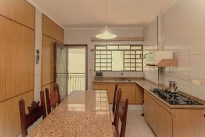 Image 3 - 920429