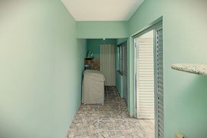 Image 33 - 920429