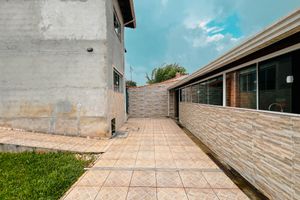 Image 9 - 920436
