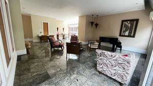 Image 32 - 920439