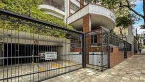 Image 33 - 920456