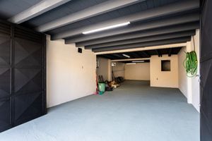 Image 7 - 920469