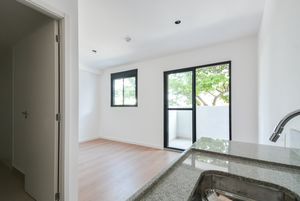 Image 3 - 920471