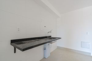 Image 12 - 920472
