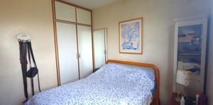 Image 7 - 920476