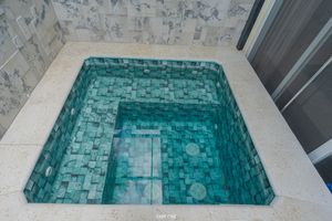 Image 13 - 920478