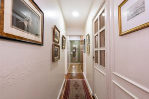 Image 17 - 920479