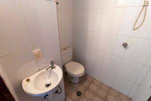 Image 33 - 920480