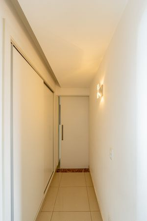 Image 32 - 920483