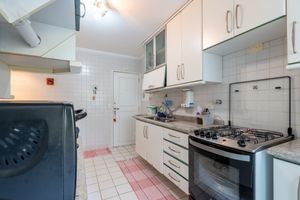 Image 20 - 920485