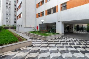 Image 13 - 920491