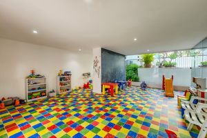 Image 39 - 920503