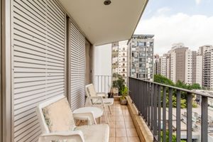 Image 32 - 920503