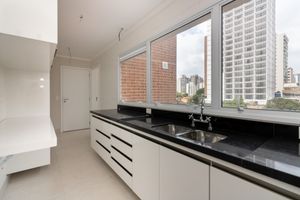 Image 22 - 920515