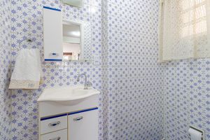 Image 14 - 920523