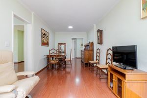 Image 11 - 920523