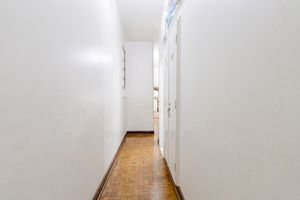 Image 22 - 920524